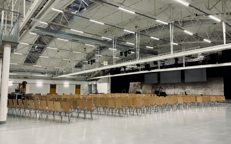 Saal Neutral Overview 1